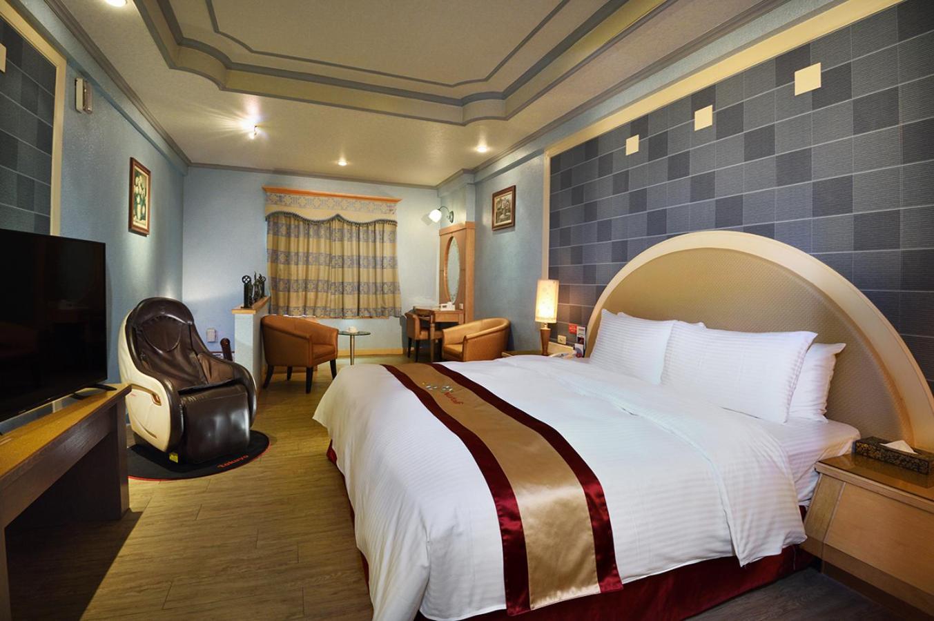 Natoli Motel Tainan Exterior photo